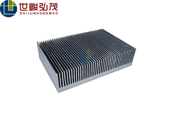 新能源汽車散熱器鋁合金型材制品 新能源汽車散熱器鋁合金型材制品