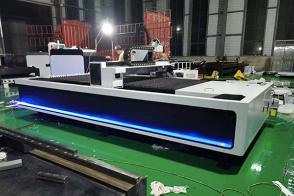 激光切割機橫梁鋁合金型材 激光切割機橫梁鋁合金型材